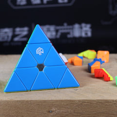 GAN Pyraminx M (Standard)