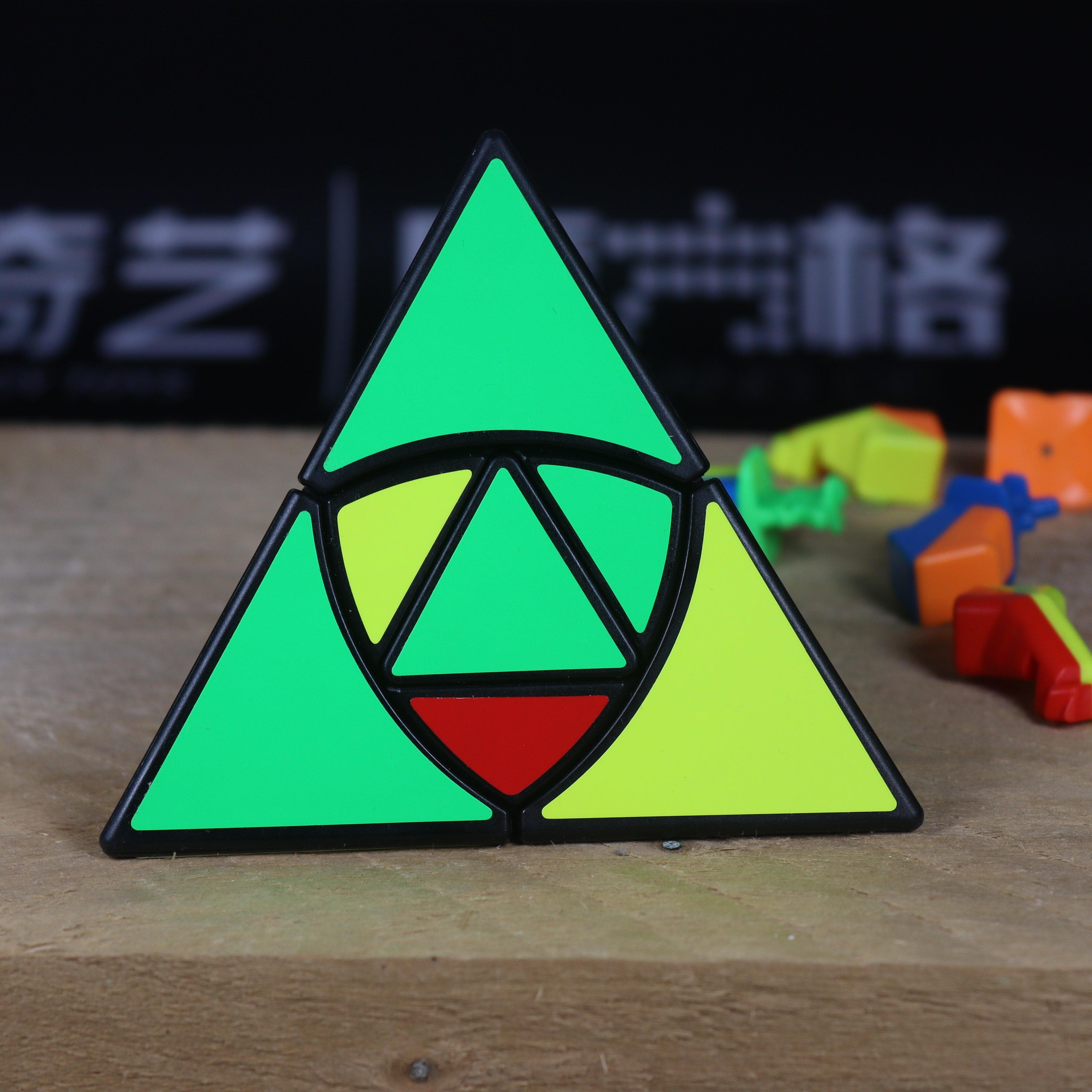 QiYi Duomo Pyraminx